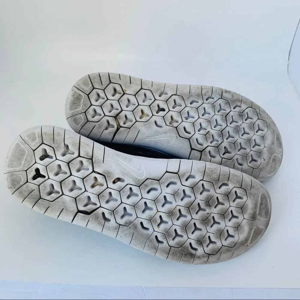 Nike Sneakers Sz‎ 5Y